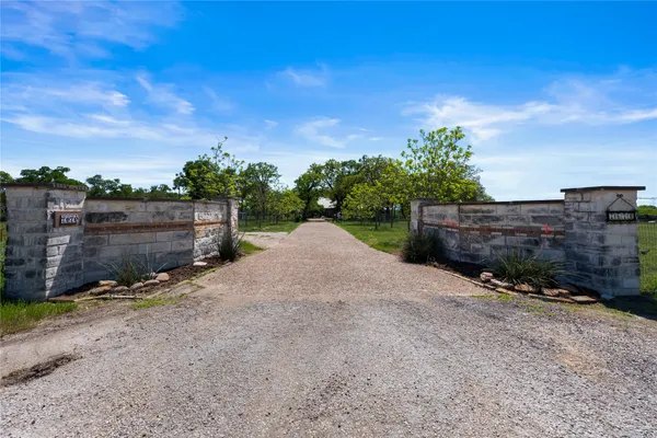 a view of an outdoor space