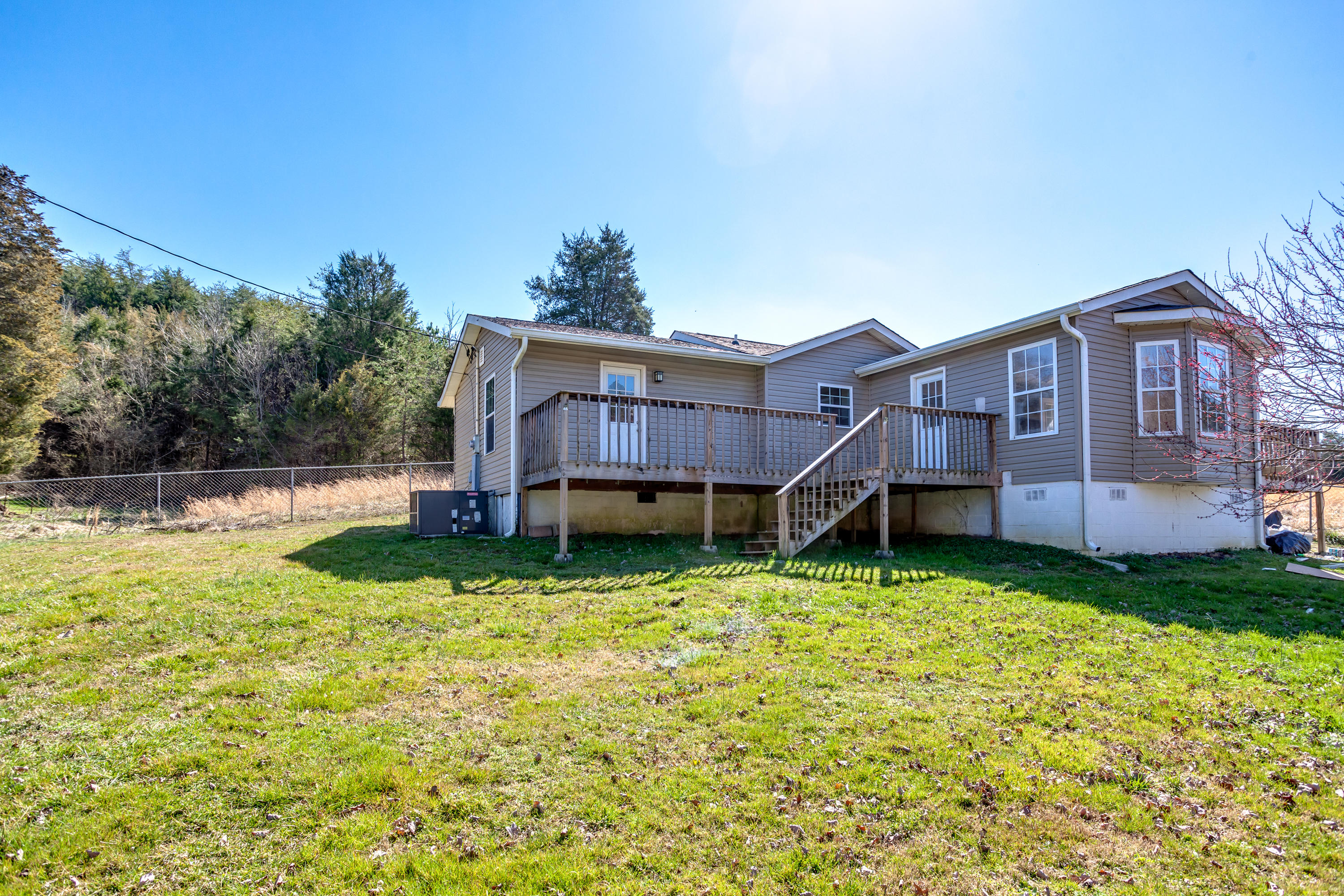 812 Deaderick Road Knoxville, TN 37920 - Photo 1 of 9 002210304-3-812DeaderickRdKnoxvilleTN-SM