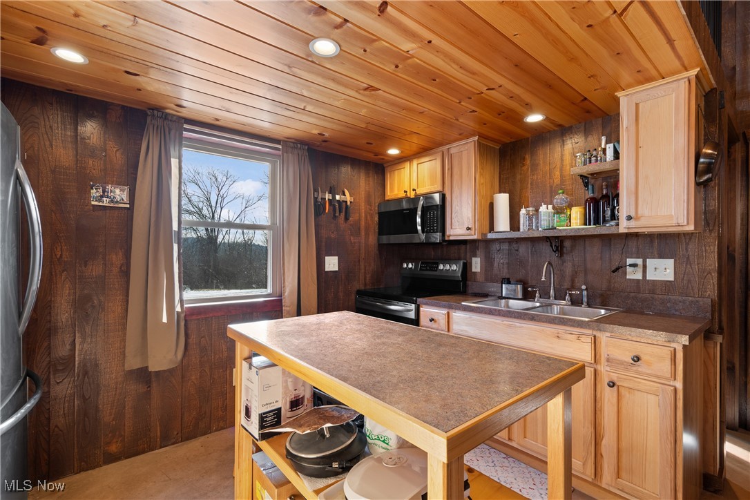 35620 Egypt North Road Barnesville, OH 43713 - Photo 25 of 41 View of kitchen area