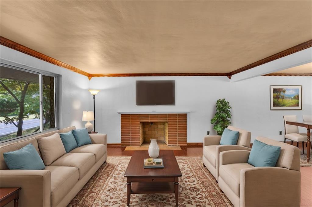 2013 Beulah Road Pittsburgh, PA 15235 - Photo 5 of 33 Gallery Image 5