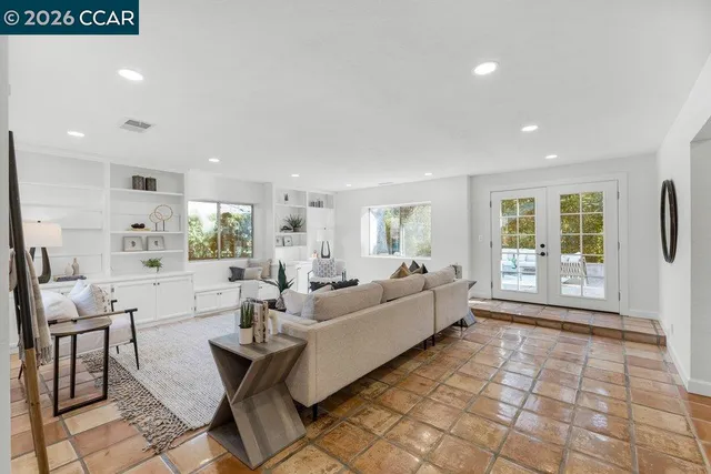 $1,799,000 | 205 Castle Hill Ranch Road, Walnut Creek, CA 94595