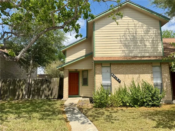 $1,550 | 4618 Cedar Pass Drive, Unit 2A, Corpus Christi, TX 78413