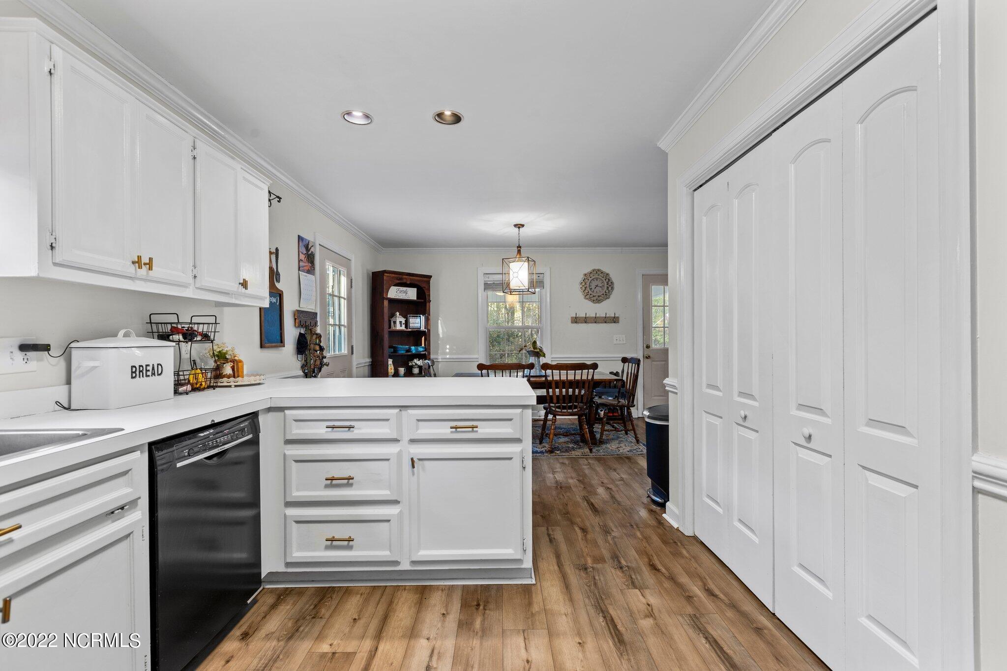 5644 Edith Road Ayden, NC 28513 - Photo 15 of 22 15 Inside Kitchen 2