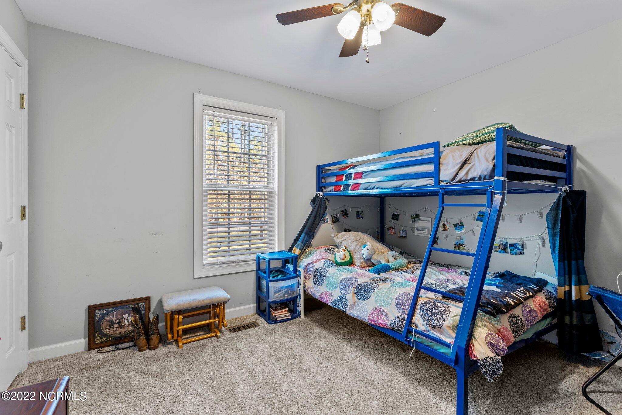 5644 Edith Road Ayden, NC 28513 - Photo 17 of 22 17 Inside BR