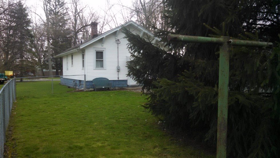 52893 Lilac Road South Bend, IN 46628 - Photo 2 of 35