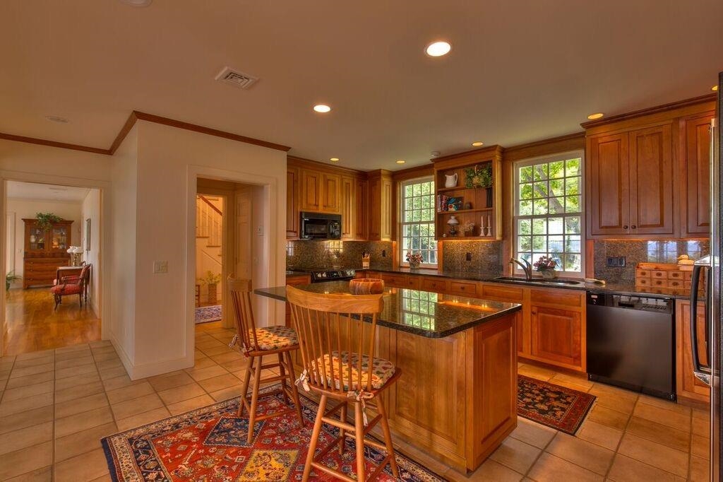 3 Saddle Run Road Hanover, NH 03750 - Photo 8 of 49