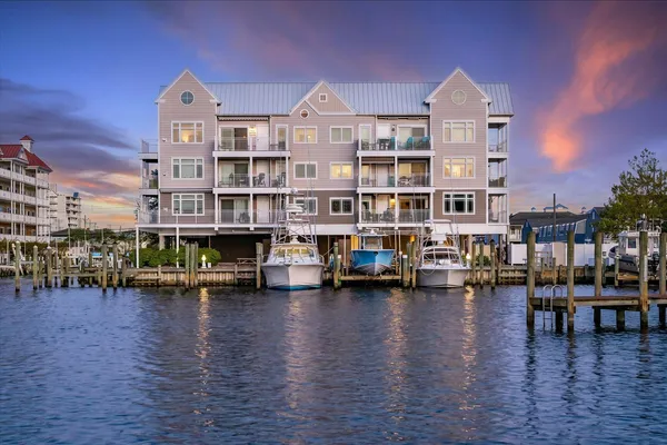 $999,900 | 310 13th Street, Unit 302, Ocean City, MD 21842