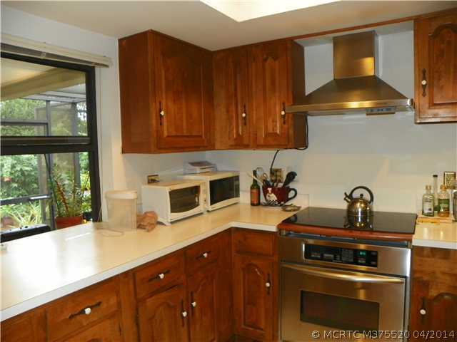 2423 Southwest Murphy Road Palm City, FL 34990 - Photo 15 of 25 Kitchen.