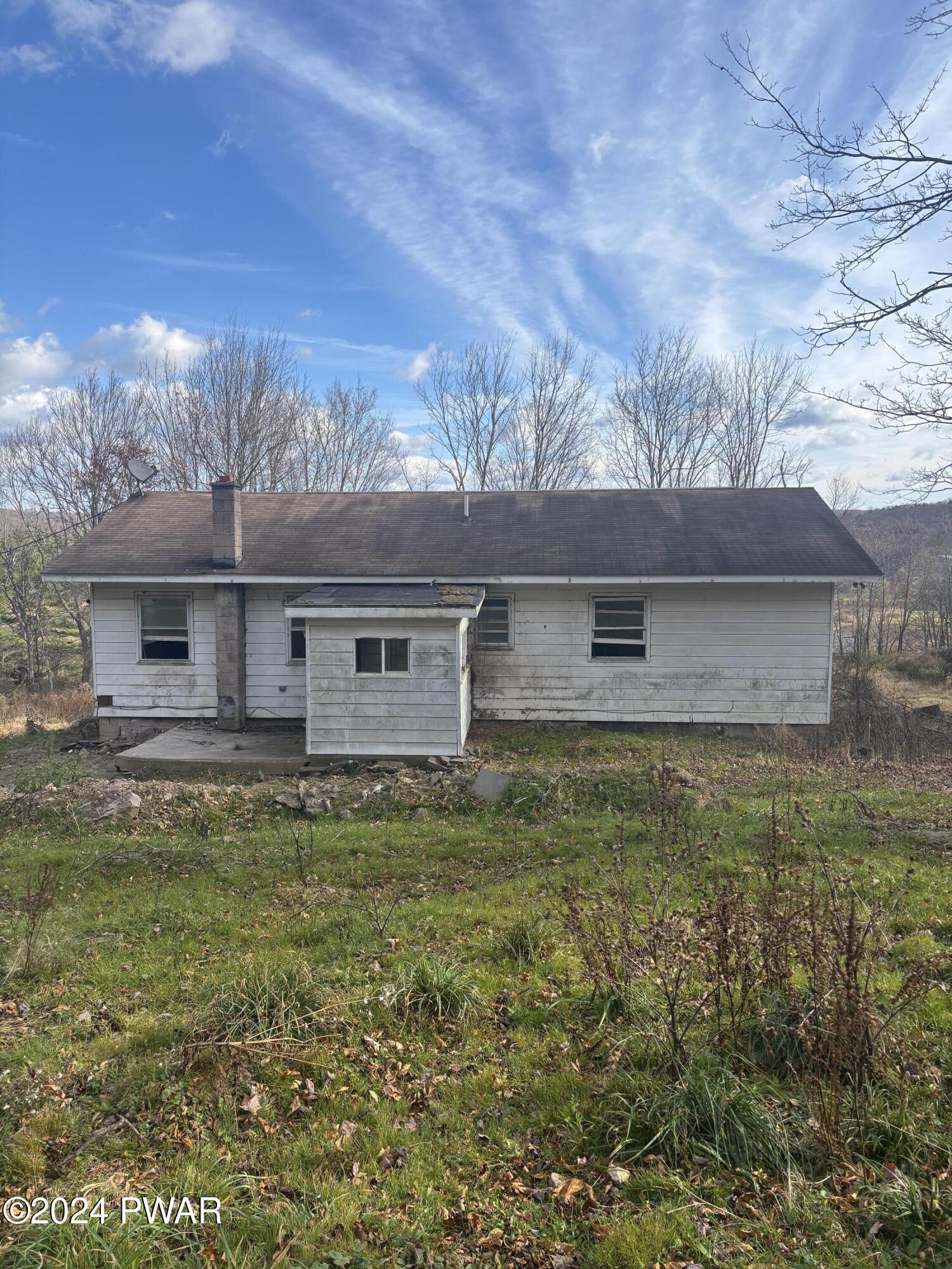 55 East Sterling Road Newfoundland, PA 18445 - Photo 4 of 6