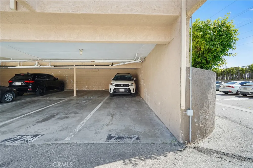 10331 Lindley Avenue Porter Ranch, CA 91326 - Photo 24 of 27