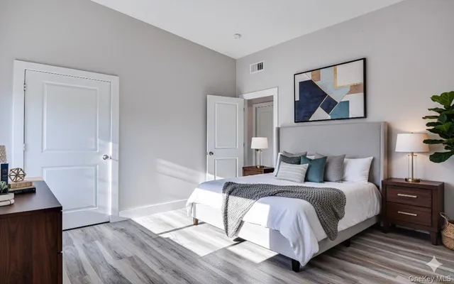 $2,250 | 292 Main Street, Unit 211, Nyack, NY 10960