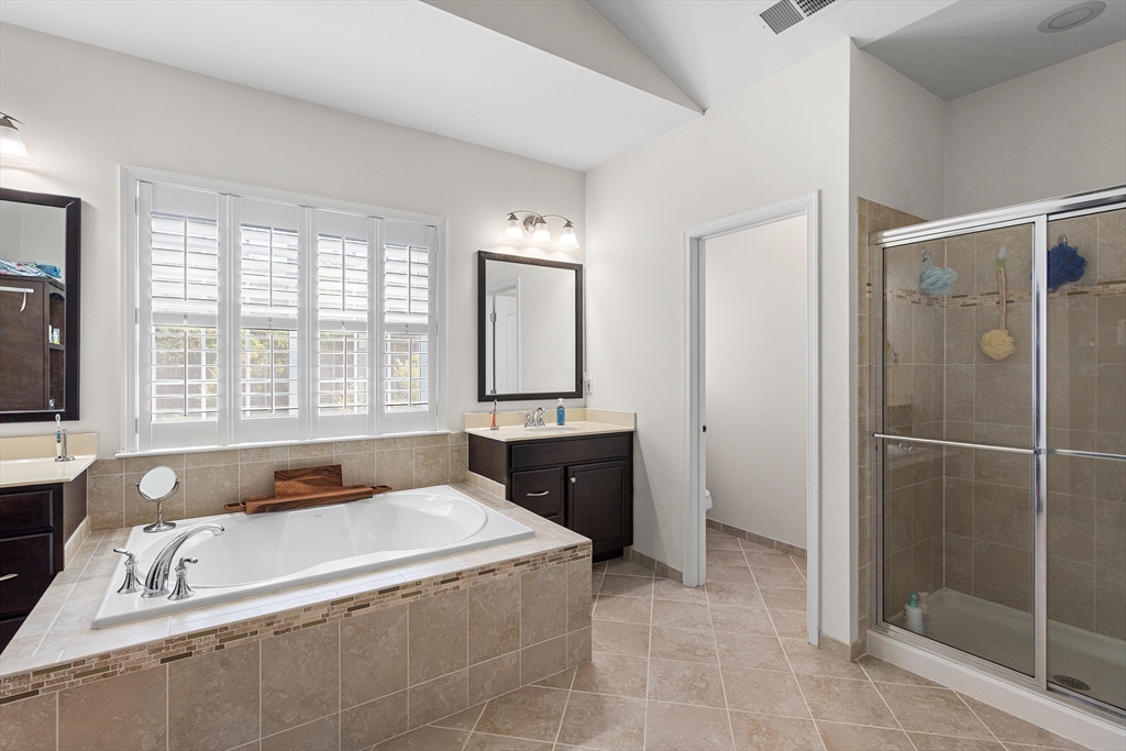 199 Mohawk Path Holliston, MA 01746 - Photo 18 of 35 Gallery Image 18