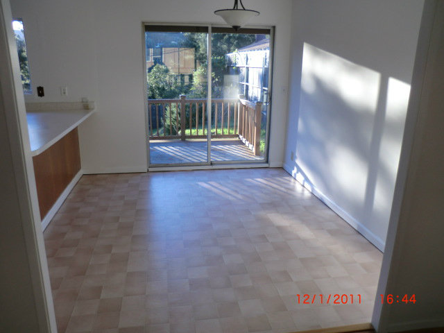 1247 Aspen Drive Pacifica, CA 94044 - Photo 11 of 12 a view of entryway