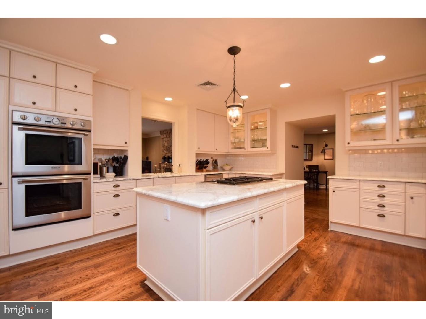 305 Centennial Circle Wilmington, DE 19807 - Photo 7 of 25 Kitchen