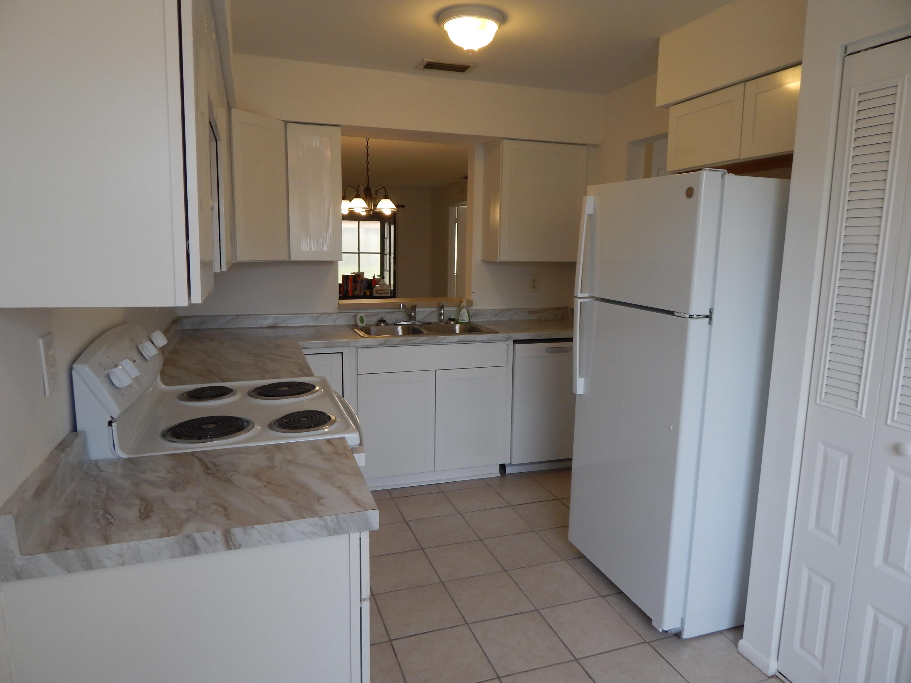 6038 Indrio Road, Unit 7 Fort Pierce, FL 34951 - Photo 4 of 20 DSCN7353