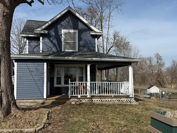 $150,000 | 352 4th Street North, Brownton, MN 55312