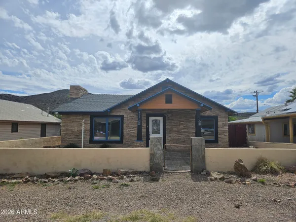 $289,900 | 409 Bisbee Road, Bisbee, AZ 85603