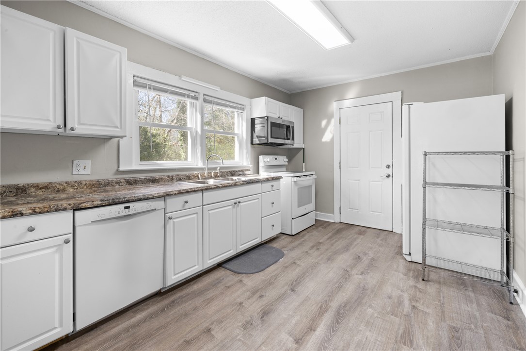 108 Clemson Street Clemson, SC 29631 - Photo 8 of 39