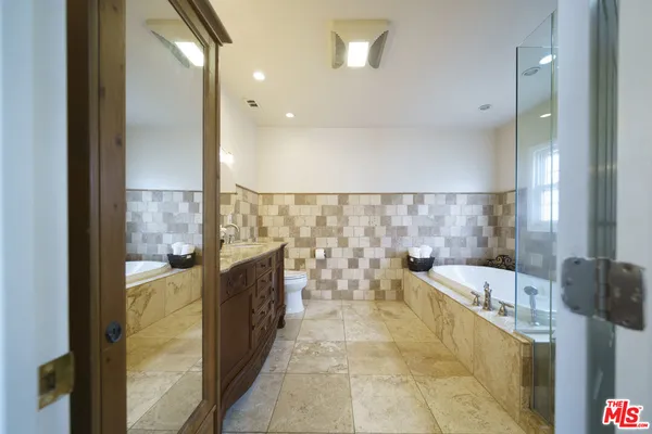 $2,899,000 | 5163 Windermere Avenue, Los Angeles, CA 90041