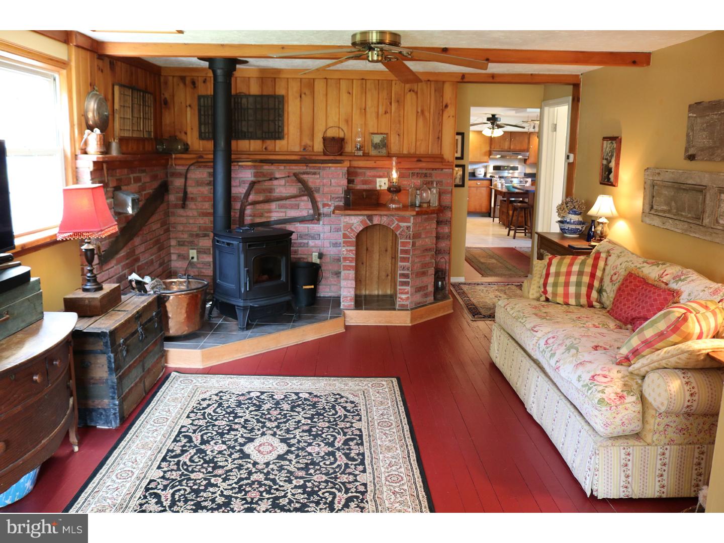 99 Valley Road Birdsboro, PA 19508 - Photo 15 of 24 Living Room
