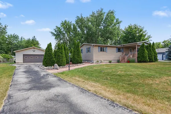 $269,900 | 2437 Amelith Road, Bay City, MI 48706