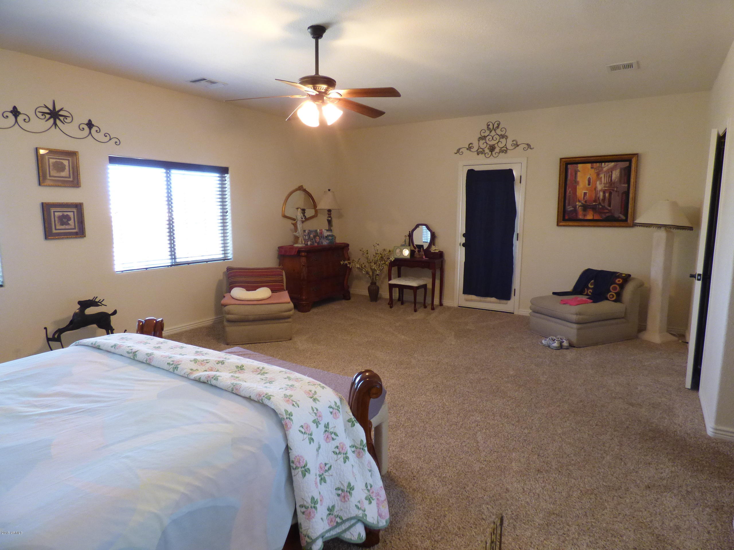 3380 North Prospectors Road Apache Junction, AZ 85119 - Photo 14 of 27 P1010277