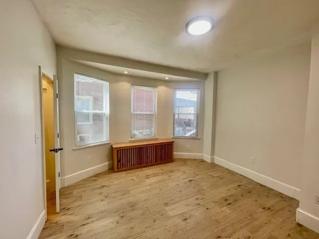 $2,600 | 92 Hyde Park Avenue, Unit 1, Boston, MA 02130