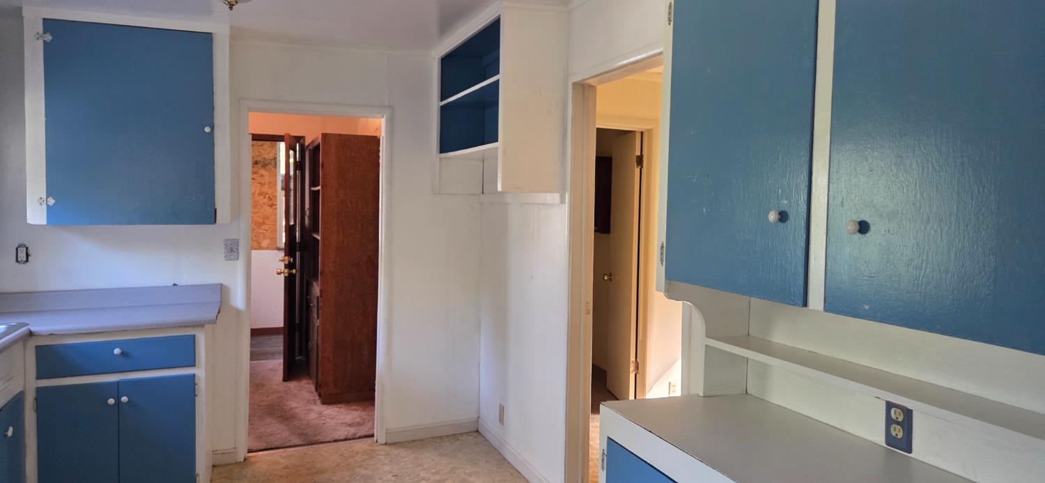 1661 Taylor Road Penryn, CA 95663 - Photo 14 of 16 a bathroom with a bathtub and a shower