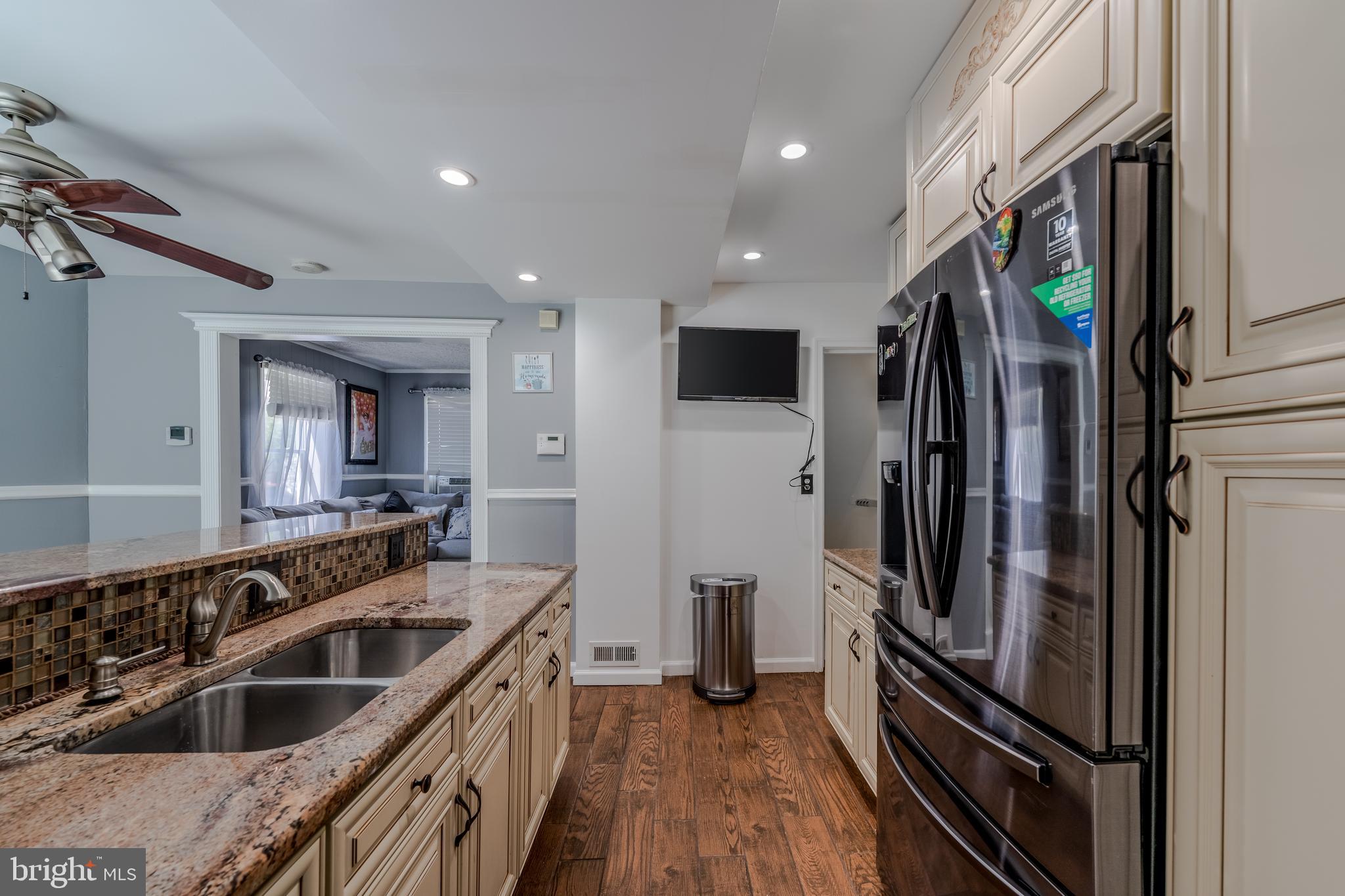 38 Portship Road Dundalk, MD 21222 - Photo 9 of 25