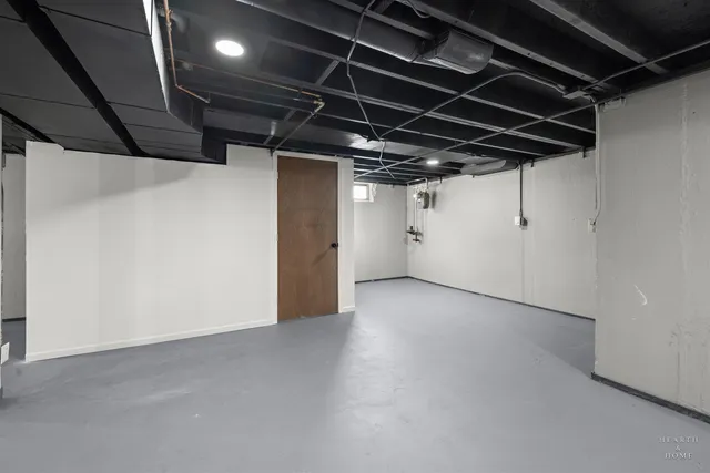 $199,000 | 1423 Roncevalles Avenue, Rockford, IL 61107