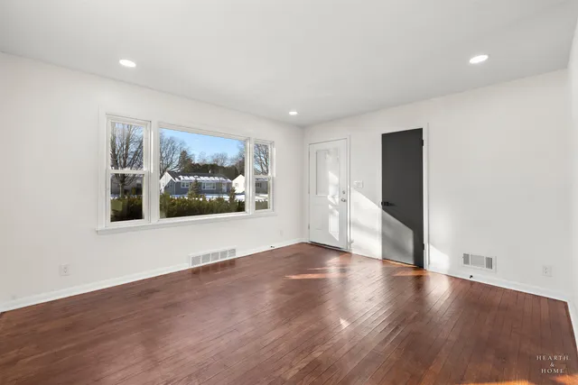 $199,000 | 1423 Roncevalles Avenue, Rockford, IL 61107