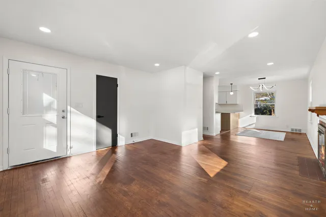 $199,000 | 1423 Roncevalles Avenue, Rockford, IL 61107