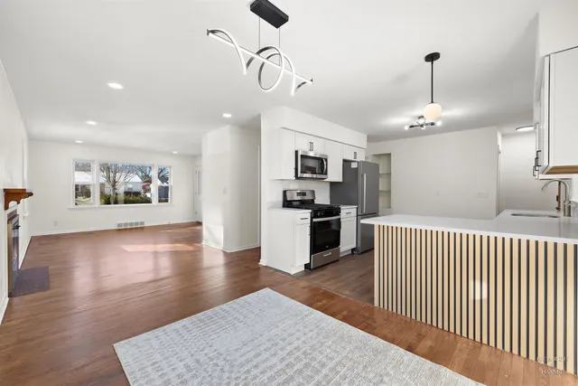 $199,000 | 1423 Roncevalles Avenue, Rockford, IL 61107