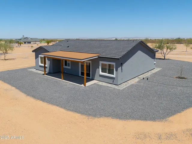 $427,900 | 78 North Pettoshas Drive, Maricopa, AZ 85139