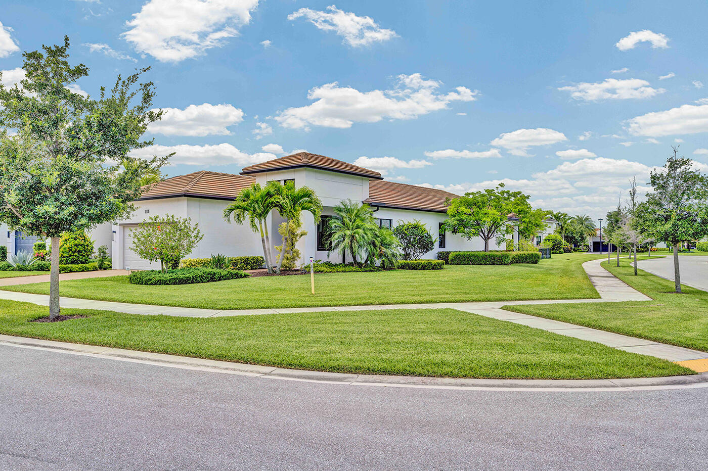 5501 Santa Rosa Lane Westlake, FL 33470 - Photo 25 of 31