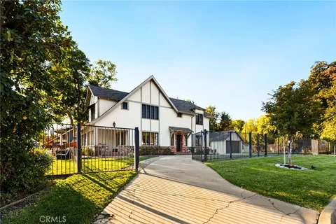 $999,000 | 2609 Carlton Place, Riverside, CA 92507