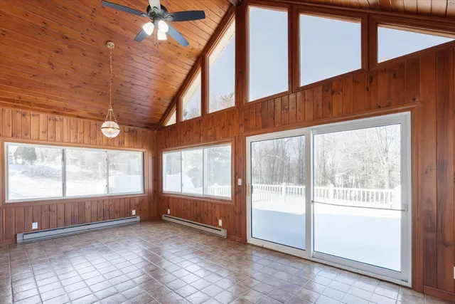 $1,025,000 | 4 Hilltop Drive, Hudson, NH 03051