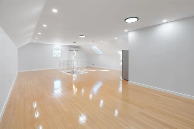 $1,025,000 | 4 Hilltop Drive, Hudson, NH 03051