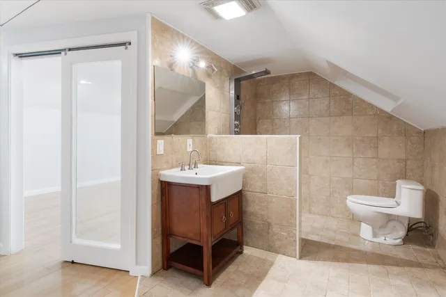 $1,025,000 | 4 Hilltop Drive, Hudson, NH 03051