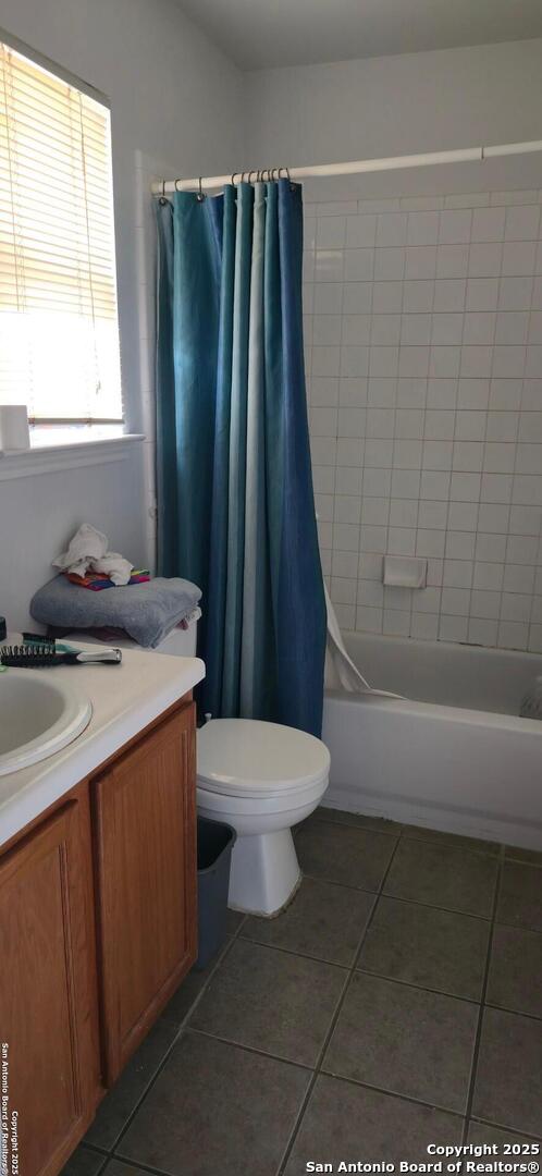 335 Silver Bit San Antonio, TX 78227 - Photo 7 of 7