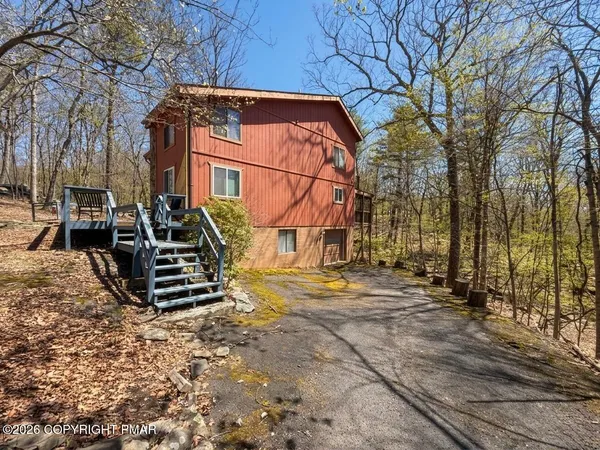 $2,395 | 182 Edinburgh Road, Bushkill, PA 18324