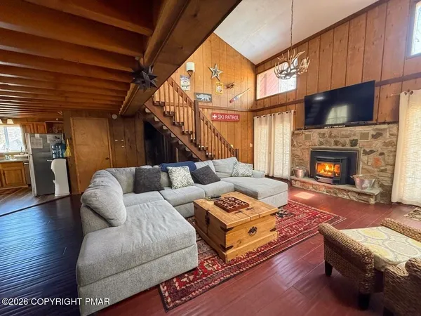 $2,395 | 182 Edinburgh Road, Bushkill, PA 18324