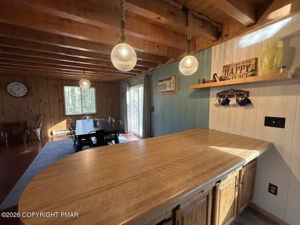 $2,395 | 182 Edinburgh Road, Bushkill, PA 18324