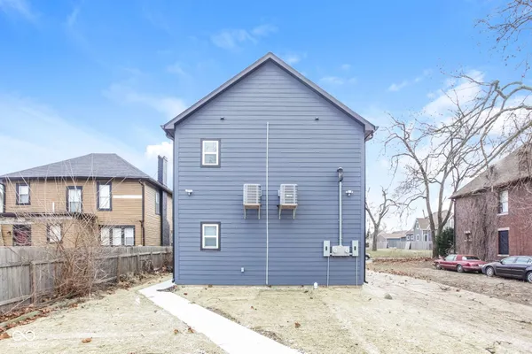 $1,649 | 2950 Winthrop Avenue, Unit A, Indianapolis, IN 46205