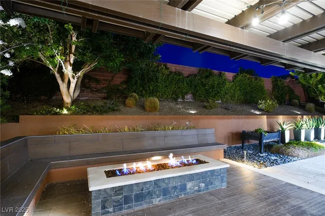 $10,500 | 10543 Everhart Bay Drive, Las Vegas, NV 89135