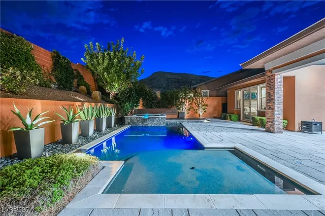 $10,500 | 10543 Everhart Bay Drive, Las Vegas, NV 89135