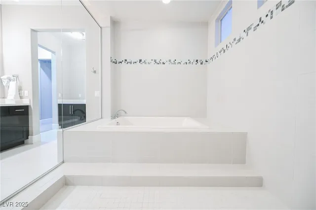 $10,500 | 10543 Everhart Bay Drive, Las Vegas, NV 89135