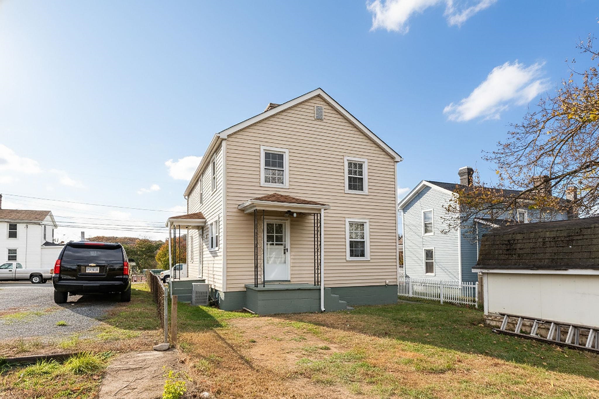 712 Nelson Street Staunton, VA 24401 - Photo 29 of 30 a view of a house with a yard