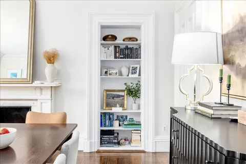 $925,000 | 133 Marlborough Street, Unit 7, Boston, MA 02116