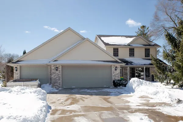 $424,900 | 2919 Hornsby Way, Green Bay, WI 54313